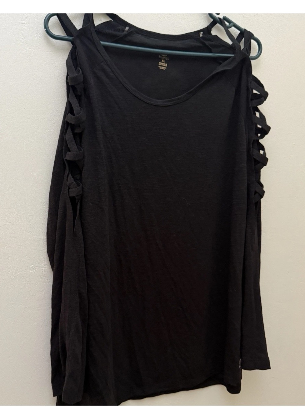 balance collections top xl black caged sleeves Top extra large Ladder Detail A1